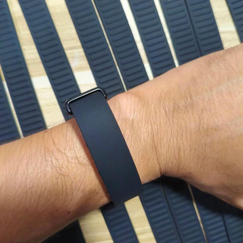 Solid Color Soft Watch Strap f - đánh giá và giá Silicone Band Replacement