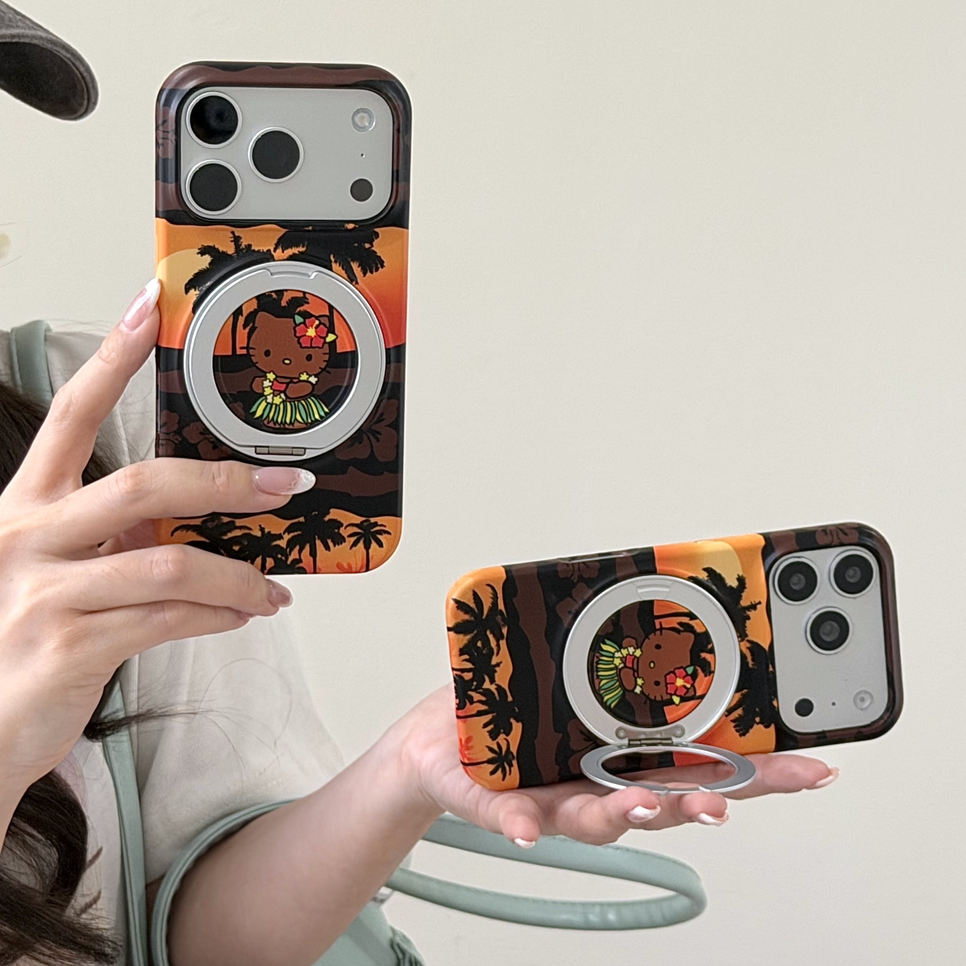 Luxury Sanrio Black Skin Hello - đánh giá và giá Magnetic Charging Stand